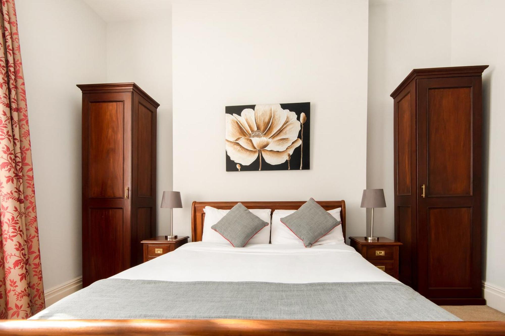 Oyo The Regency, Clifton Bristol Hotell Eksteriør bilde
