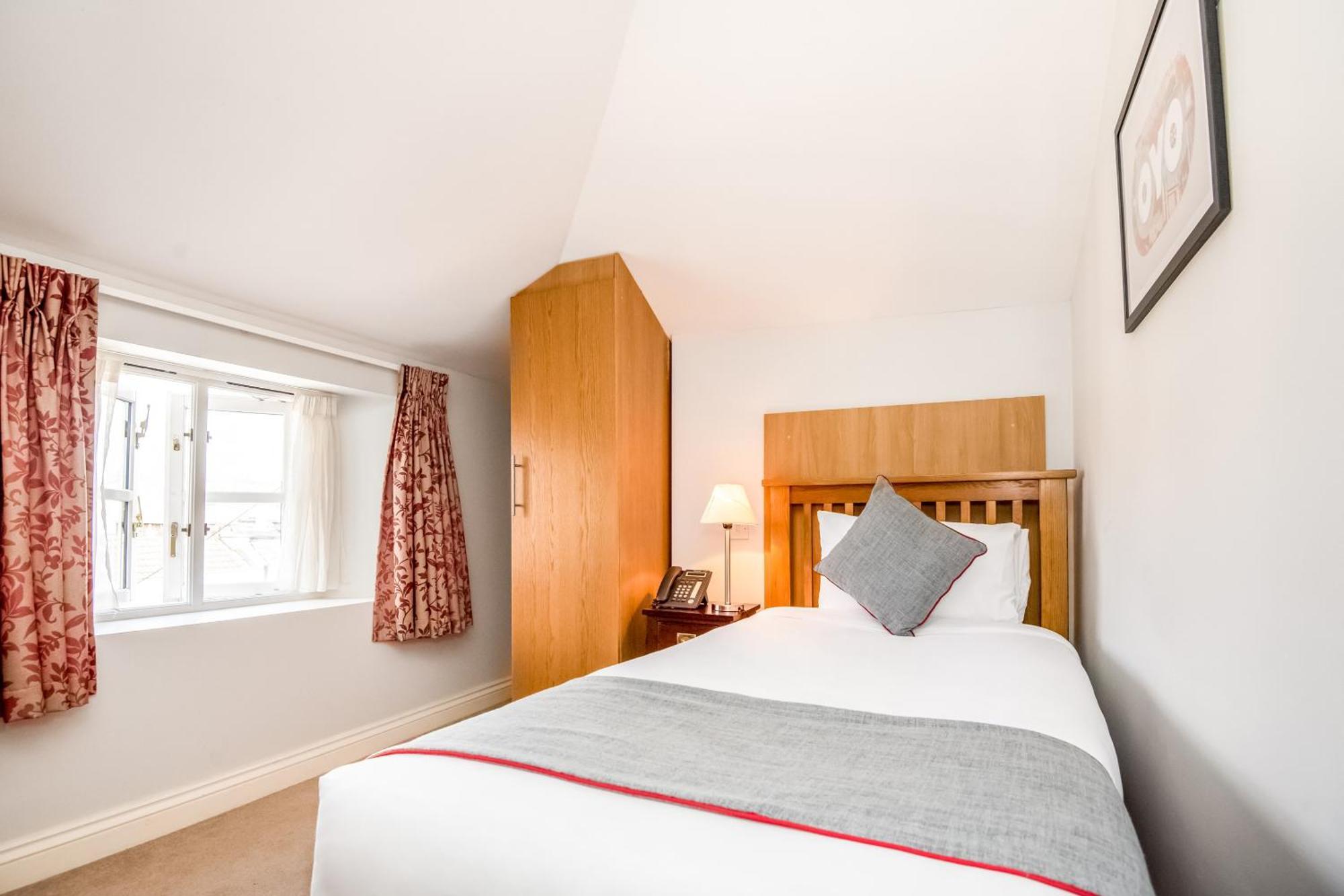 Oyo The Regency, Clifton Bristol Hotell Eksteriør bilde